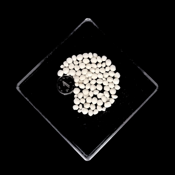 small4_17004416238125563